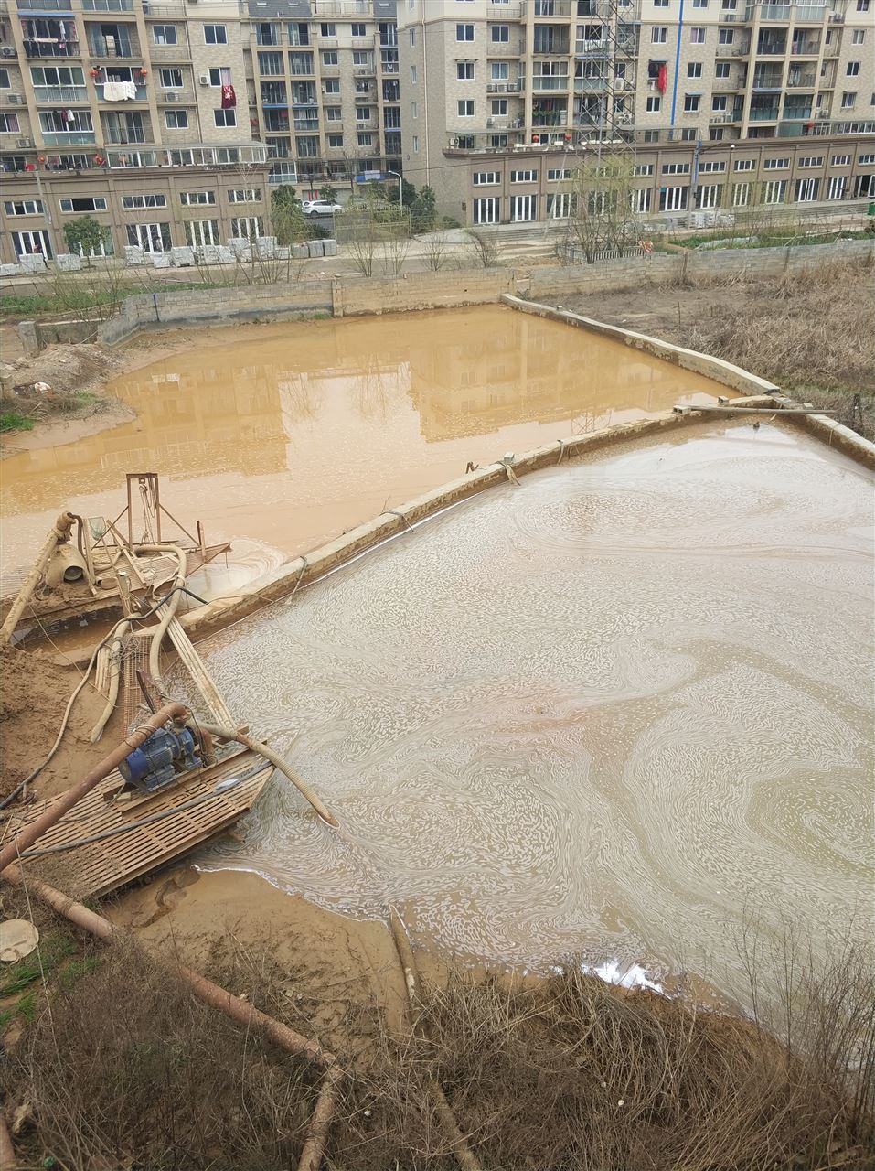 平安沉淀池淤泥清理-厂区废水池淤泥清淤