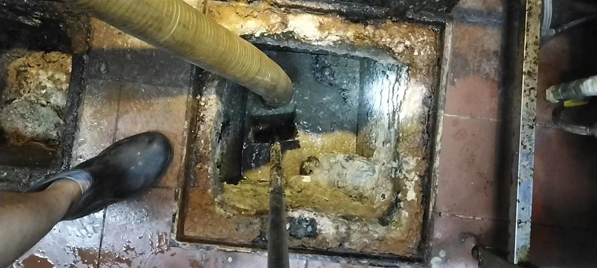 平安污水池清理一般都有毒气，怎么预防中毒呢？