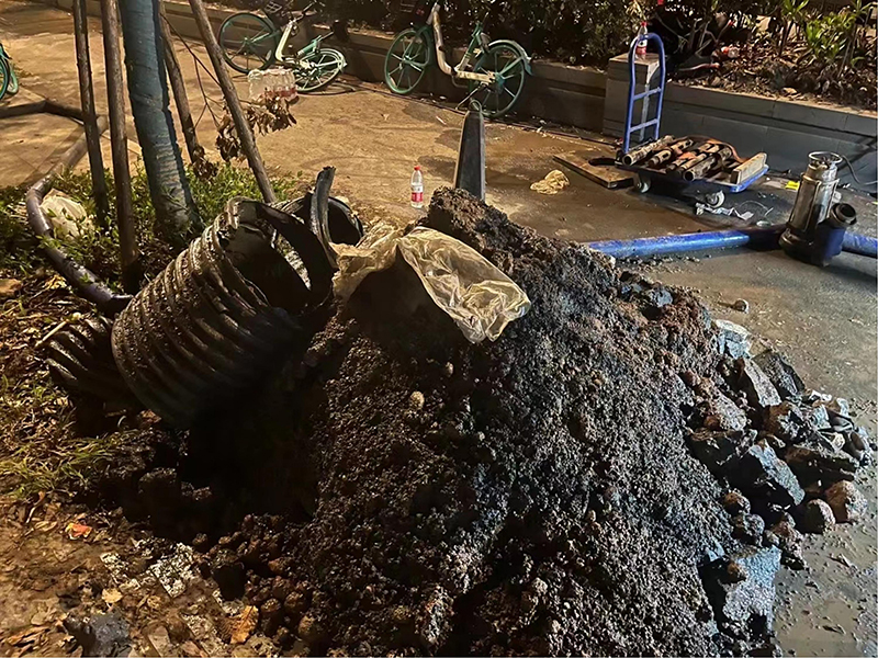 平安本地下水道疏通师傅，不通不收费【距您500米】